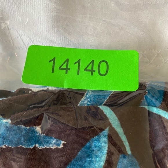 Tommy Bahama Women's Brown/Blue Tropical Print Tank Top Size X-large - Picture 9 of 9